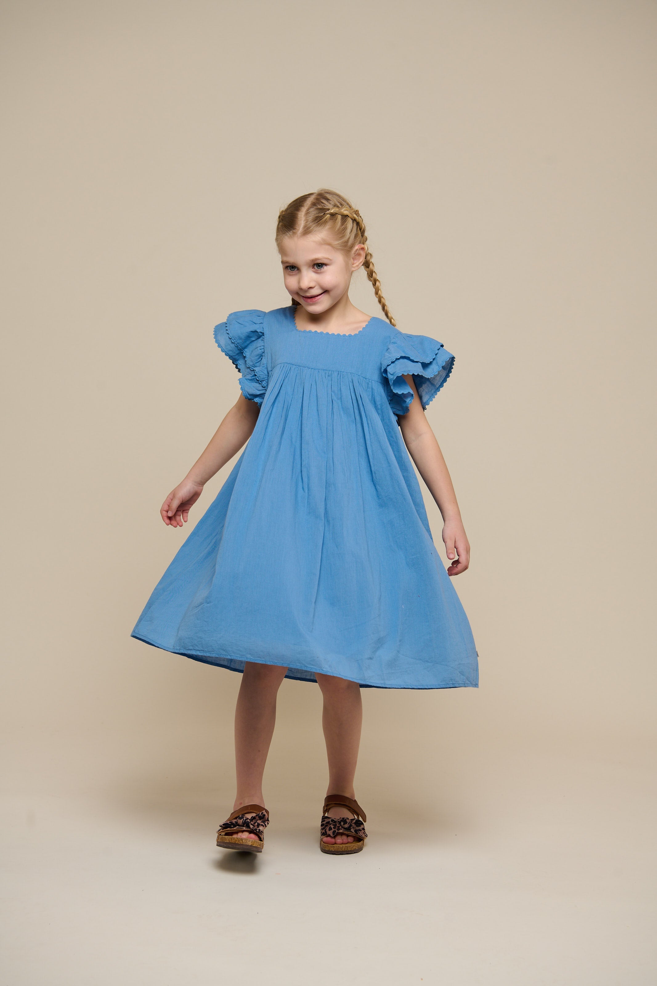 Baumwollkleid mit Zick Zack Rüsche - Tween - Dusty Blue | 101067 Alma