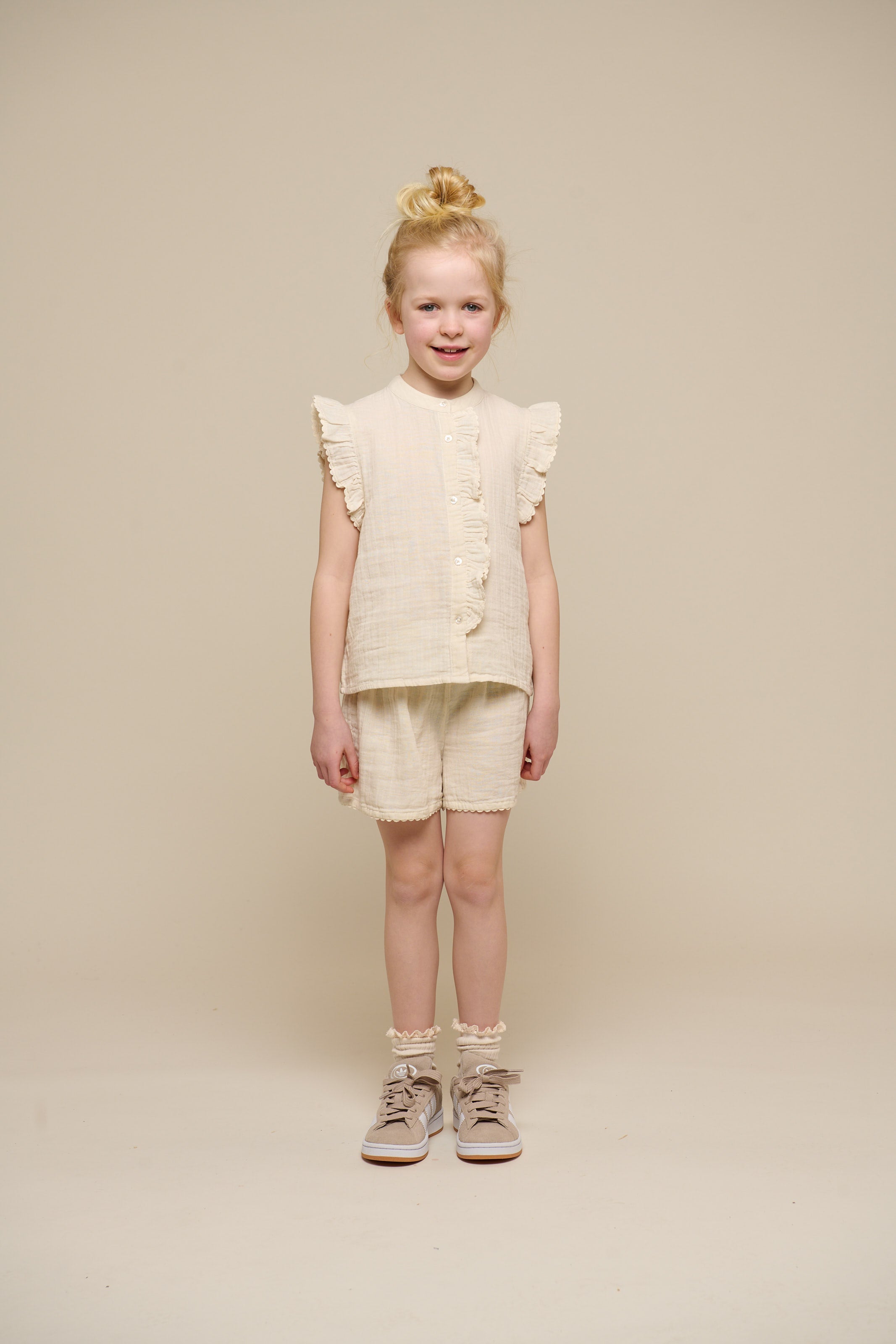 Gaze Shorts - Tween - Off White | 100925 Jasmine