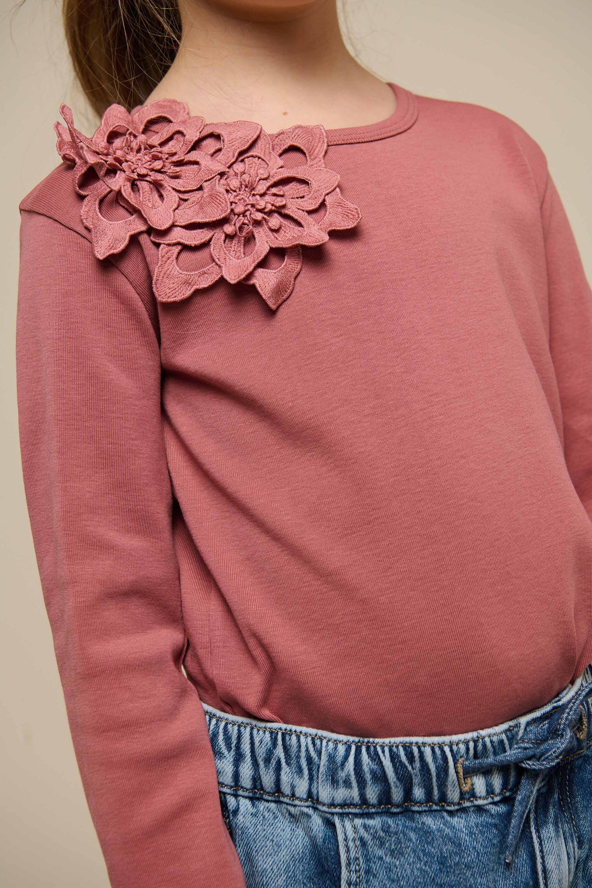 T-Shirt mit Blumenapplikation - Tween - Old Rose | 101234 Sarah