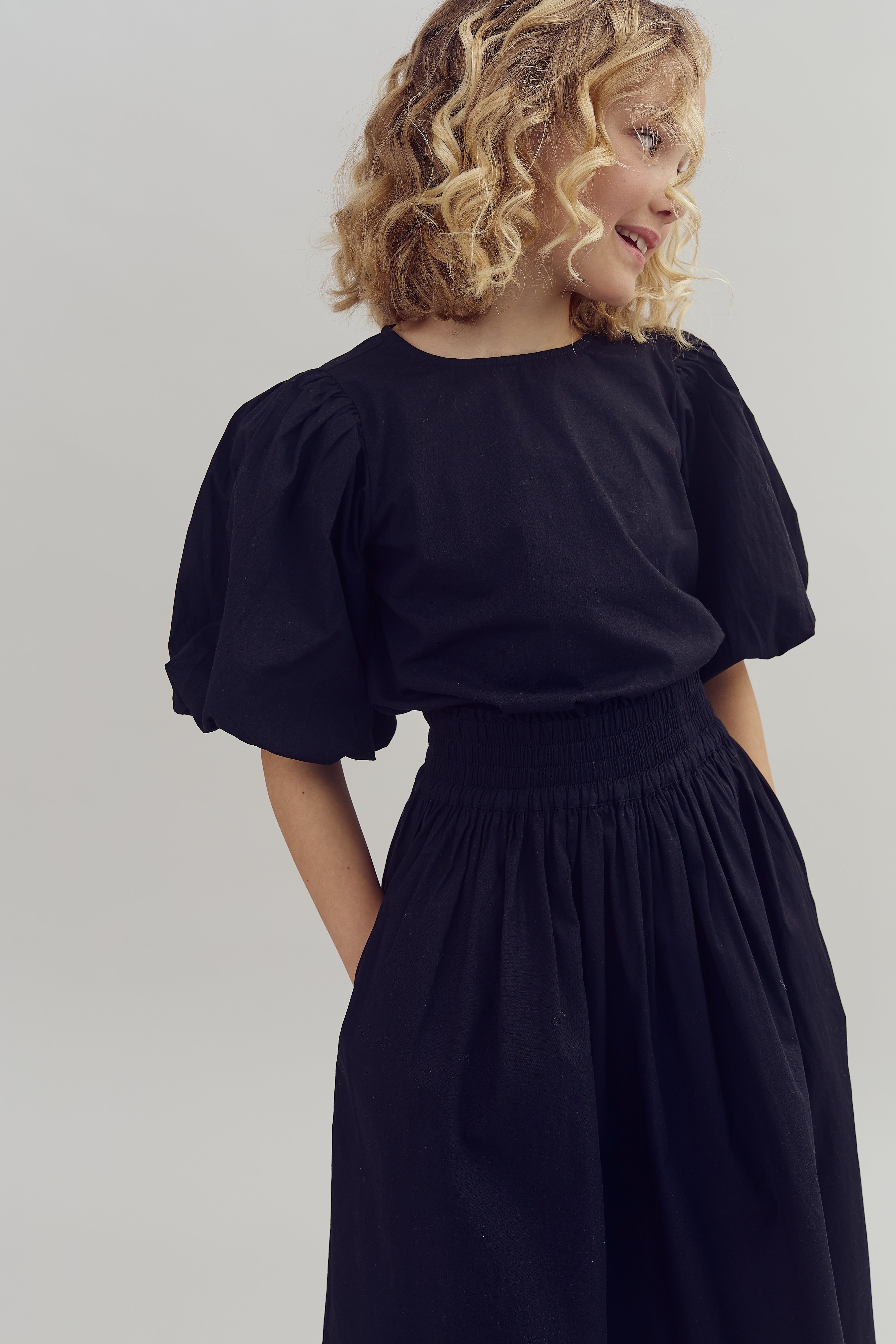 Bluse aus Popeline mit Ballonärmeln - Tween - Black | 100420 Laura