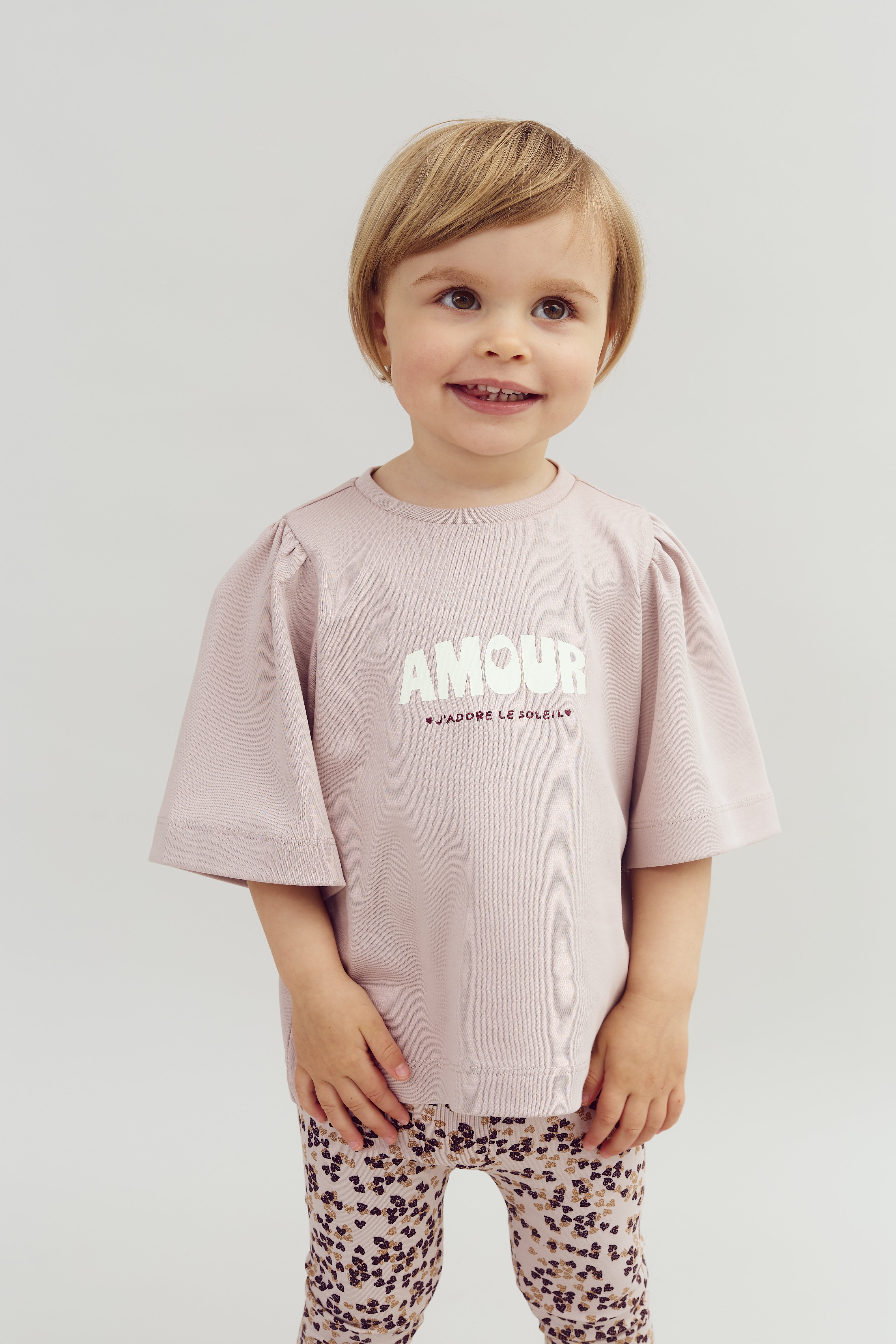 T-Shirt mit Puffärmeln und Aufdruck - Light Purple | 100258 Rosa
