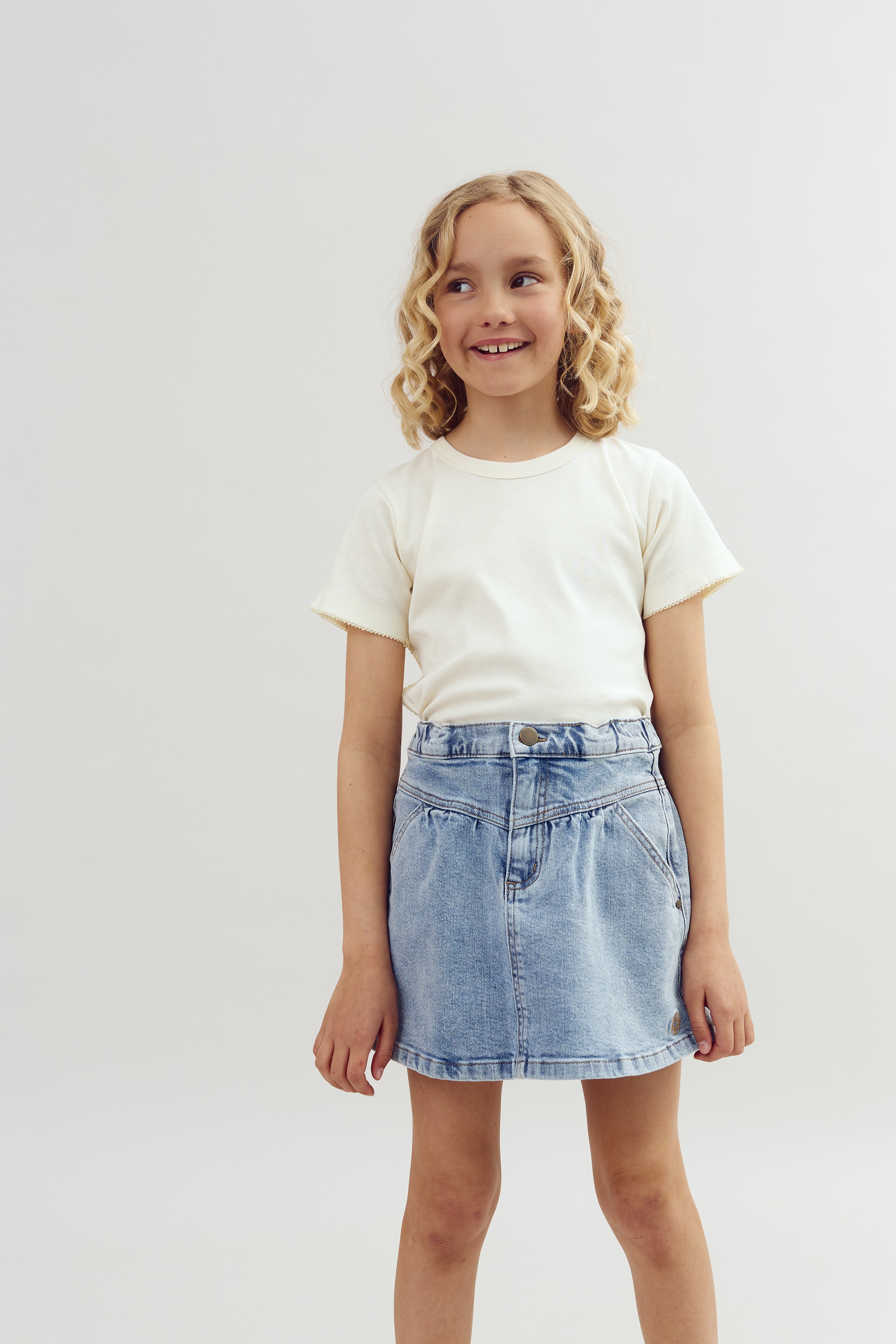 Tailliertes T-Shirt mit Picot-Stich - Tween - Off - Tween - Off White | 100382 Tina