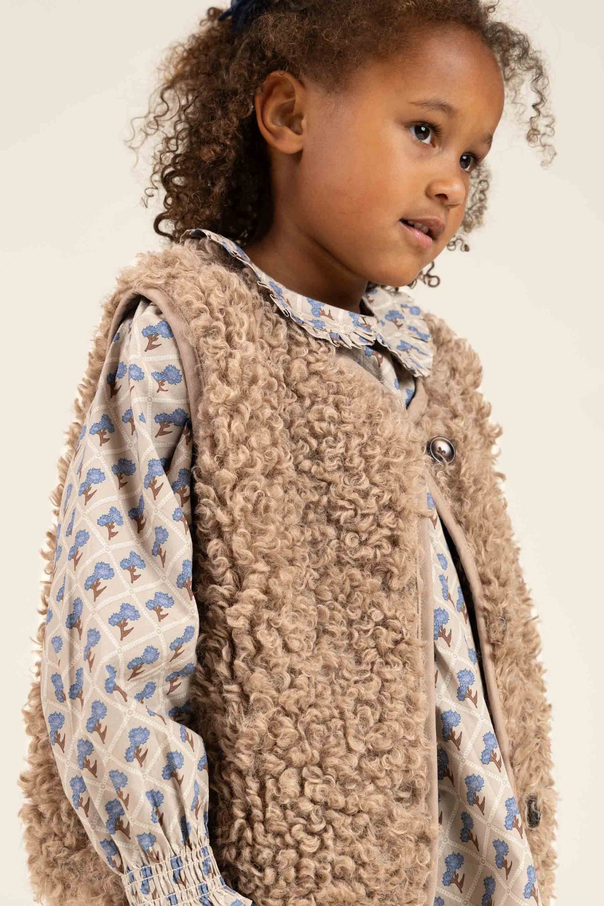 Kunstpelz-Weste - Kids - Caffe Latte | 100550 Ellie