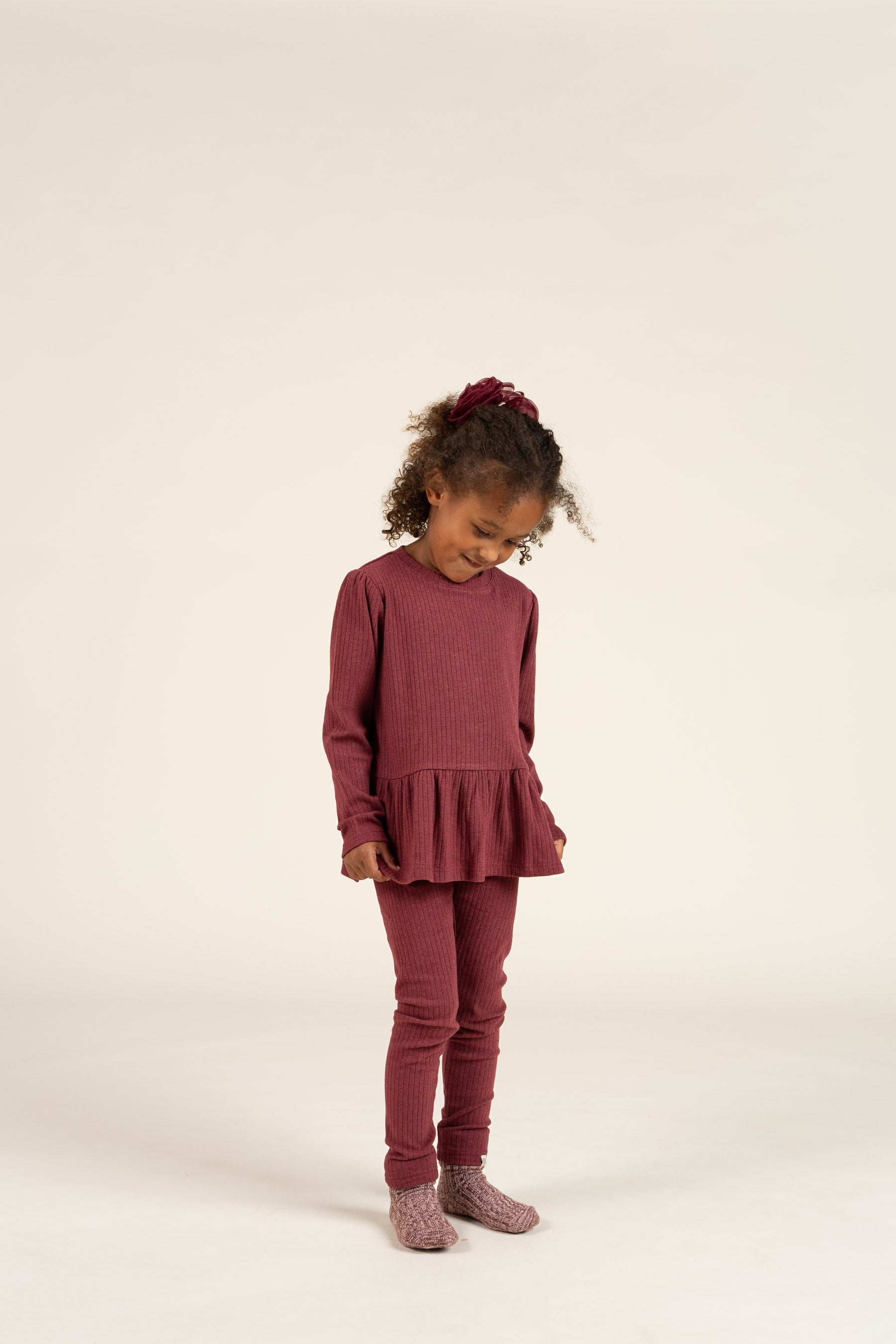 Weiche Ripp-Bluse mit Schößchen - Kids - Burgundy Melange | 100700 Alana