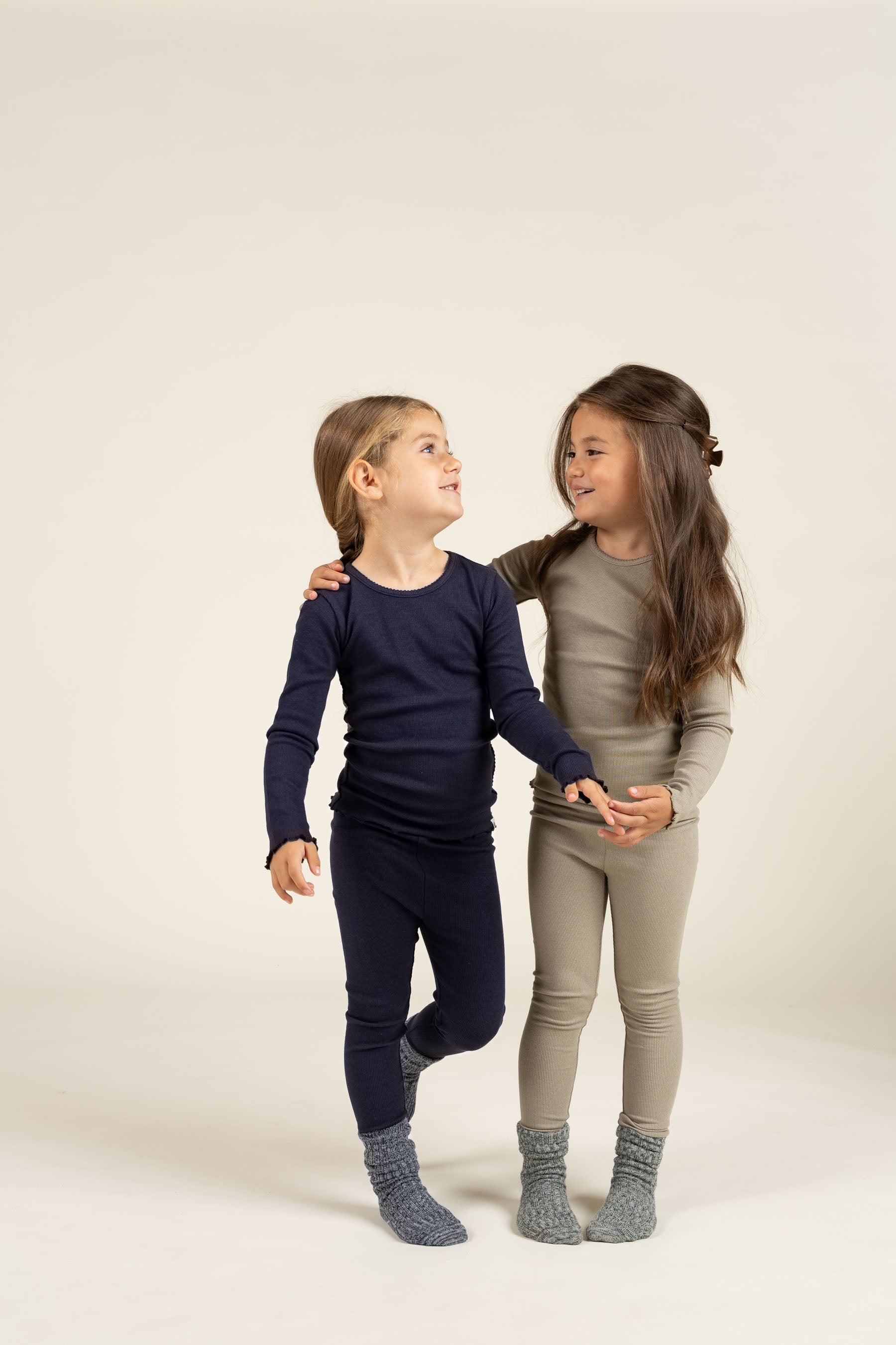 Leggings aus Modalripp - Kids - Dusty Green | 100590 Mia