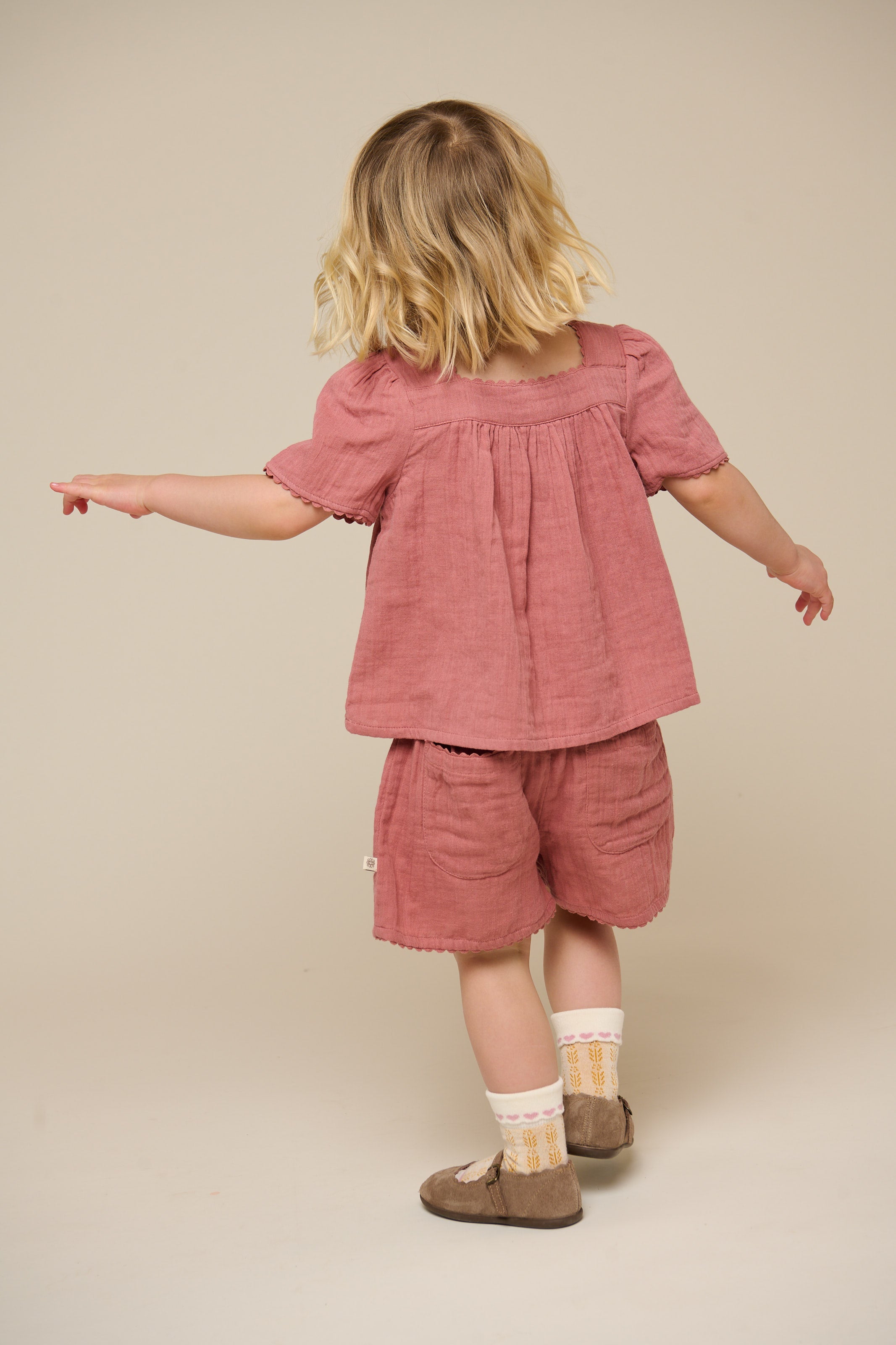 Gaze Shorts - Kids - Old Rose | 100926 Jasmine