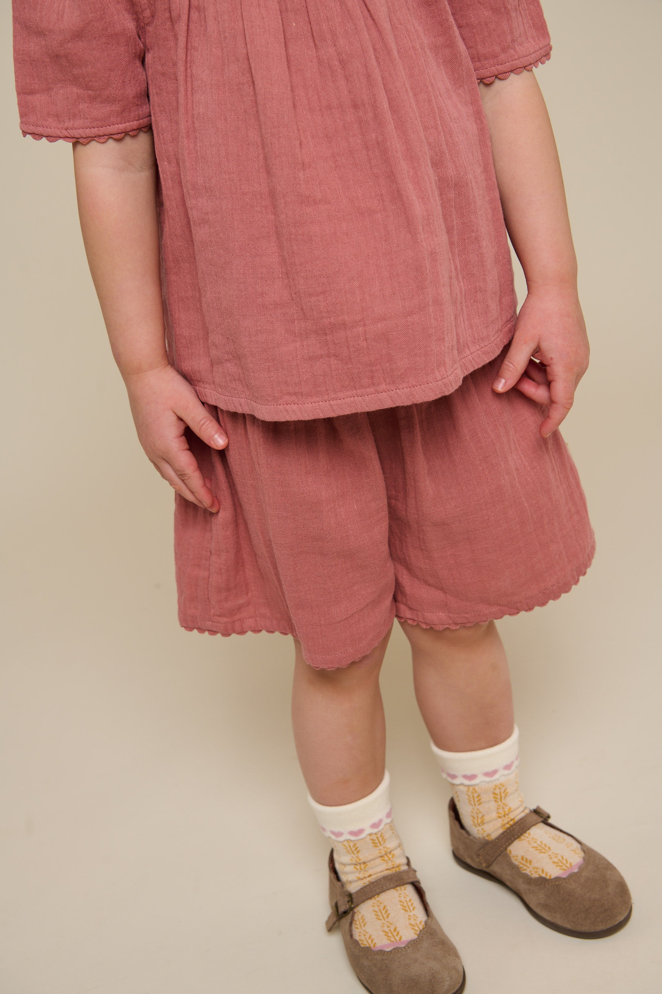 Gaze Shorts - Kids - Old Rose | 100926 Jasmine