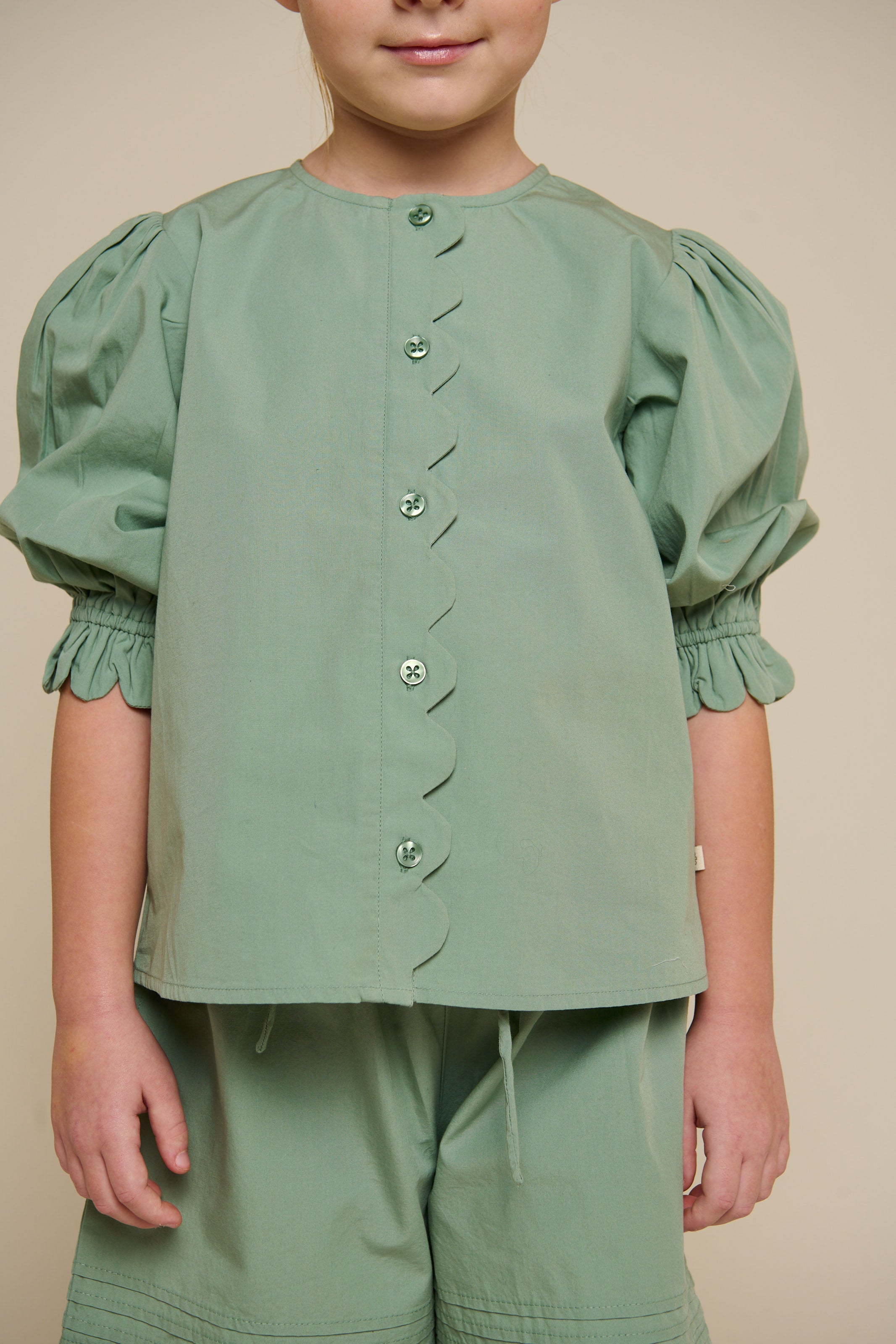 Popelinebluse mit Muschelkante - Tween - Dusty Green | 101078 Joy