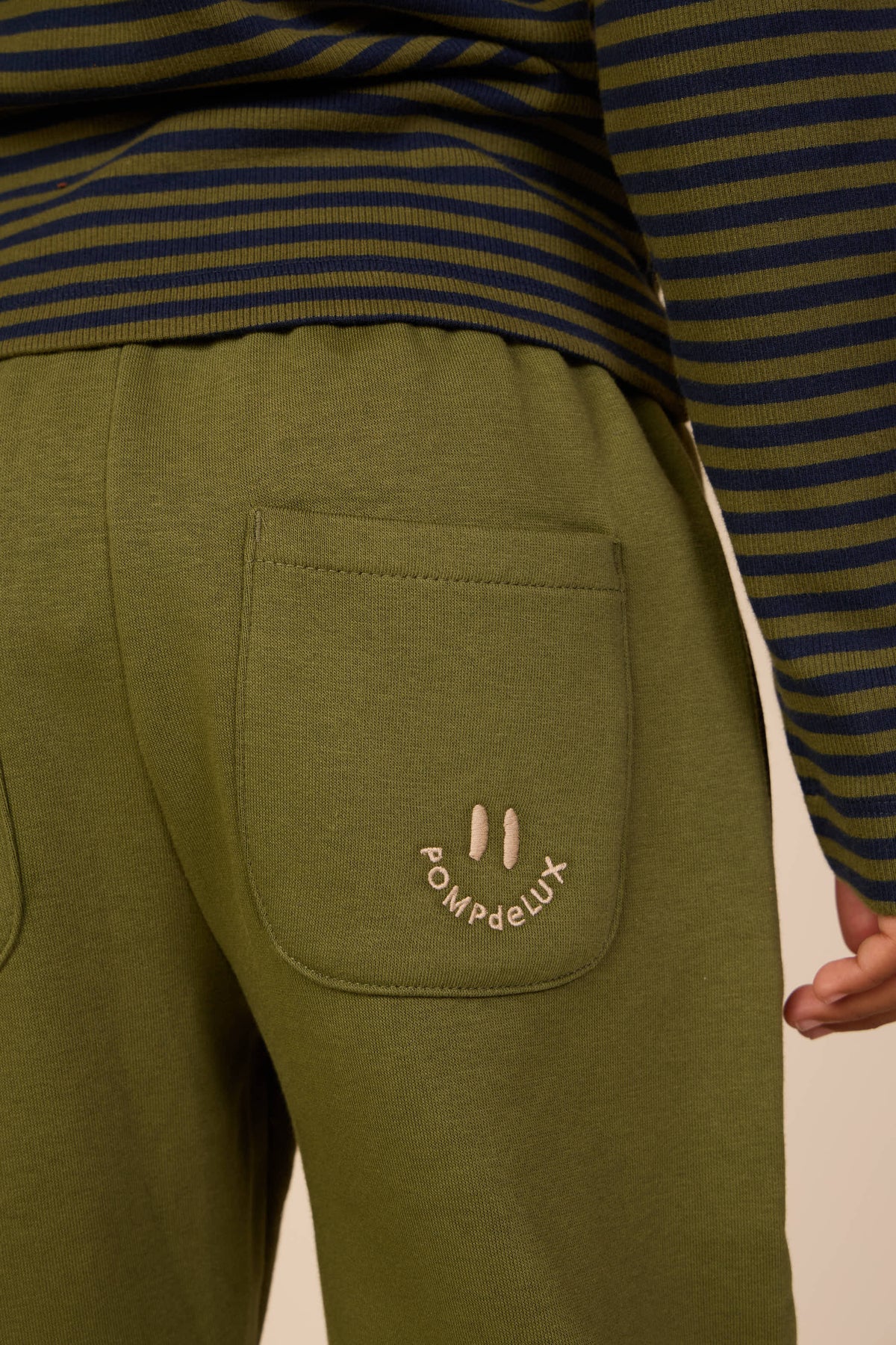 Jogginghose mit Smiley-Stickerei Tween - Moss Green | 101588 Andrew