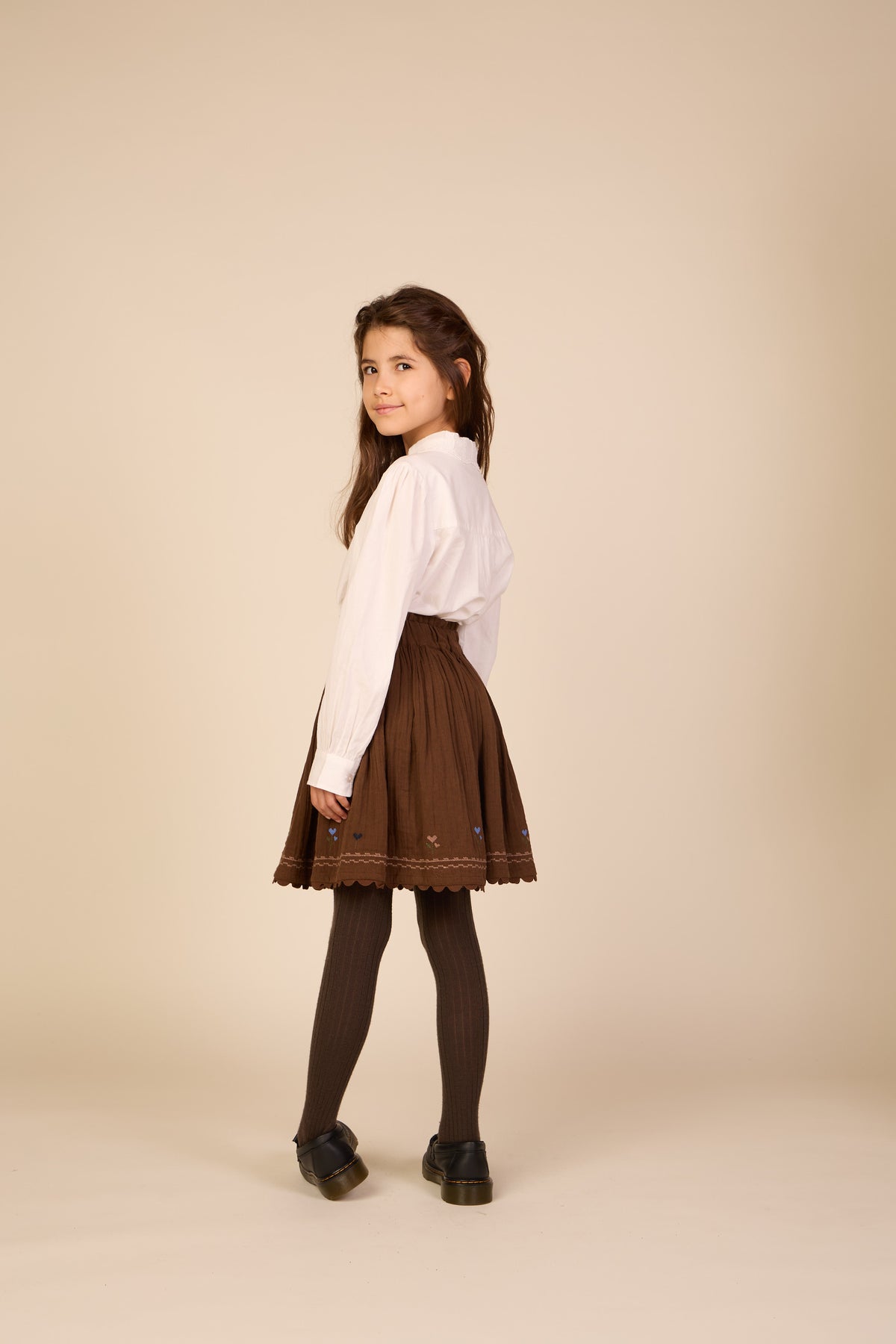 Musselinrock mit Kreuzstichstickerei Tween - Brown | 101472 Laureen
