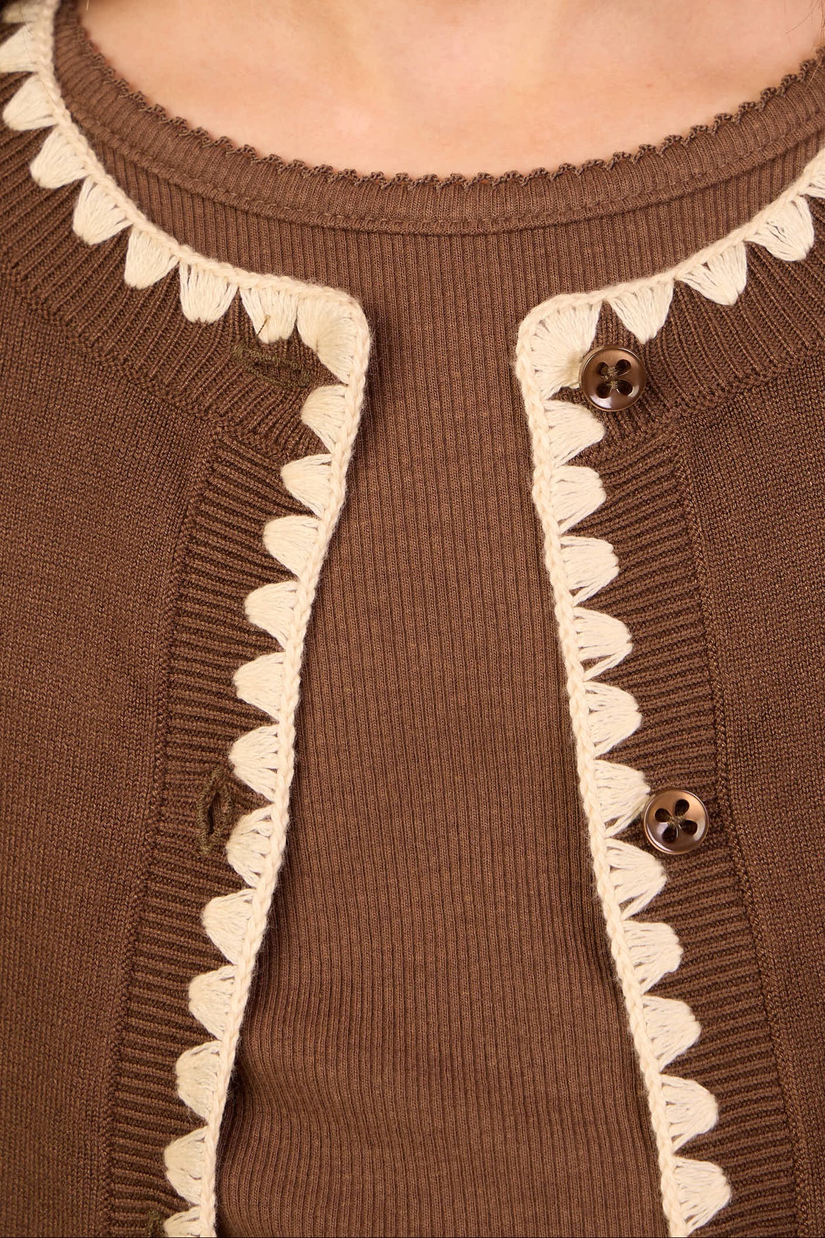 Strickjacke mit Kontrastnähten Kids - Brown/Offwhite | 101632 Lia
