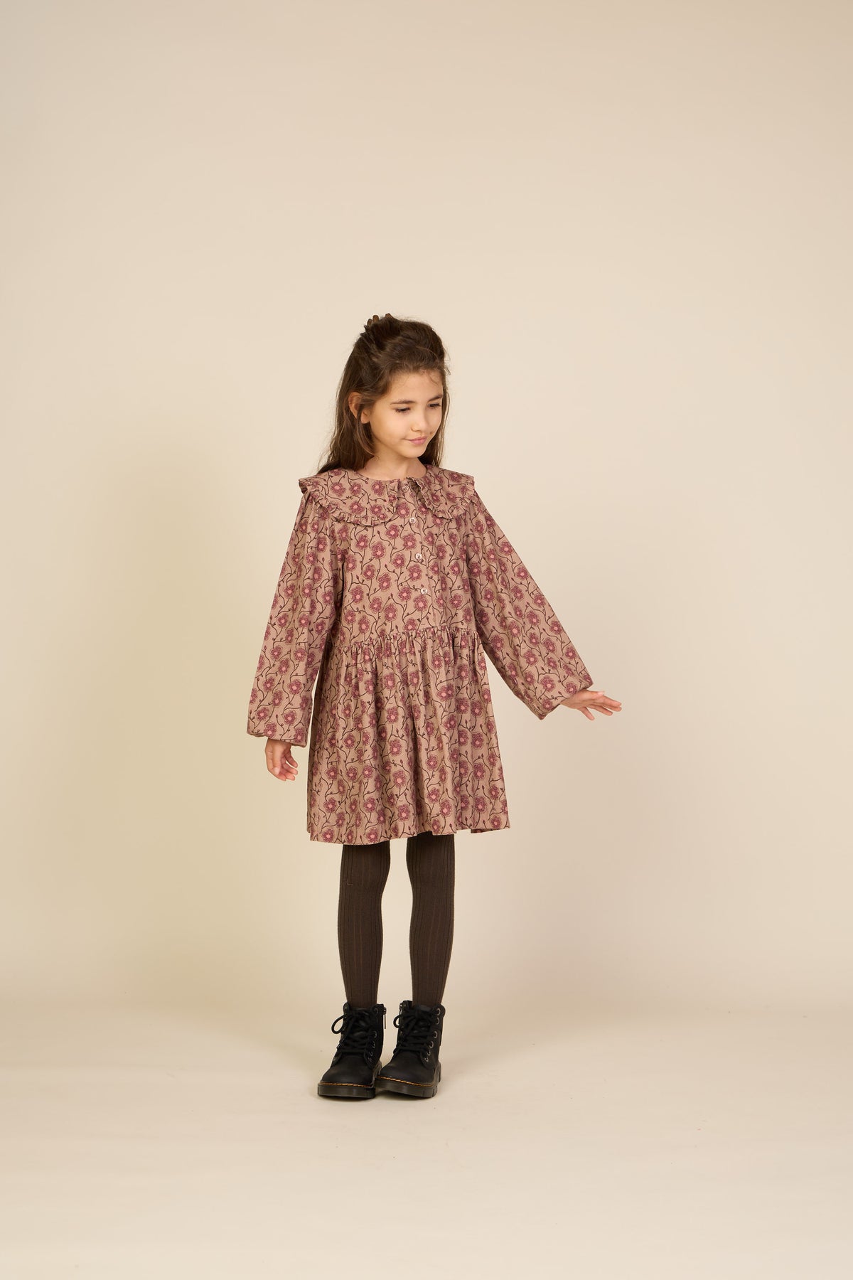 Geblümtes Baumwollkleid mit Rüschenkragen Tween - Rose/Bordeaux | 101426 Nova