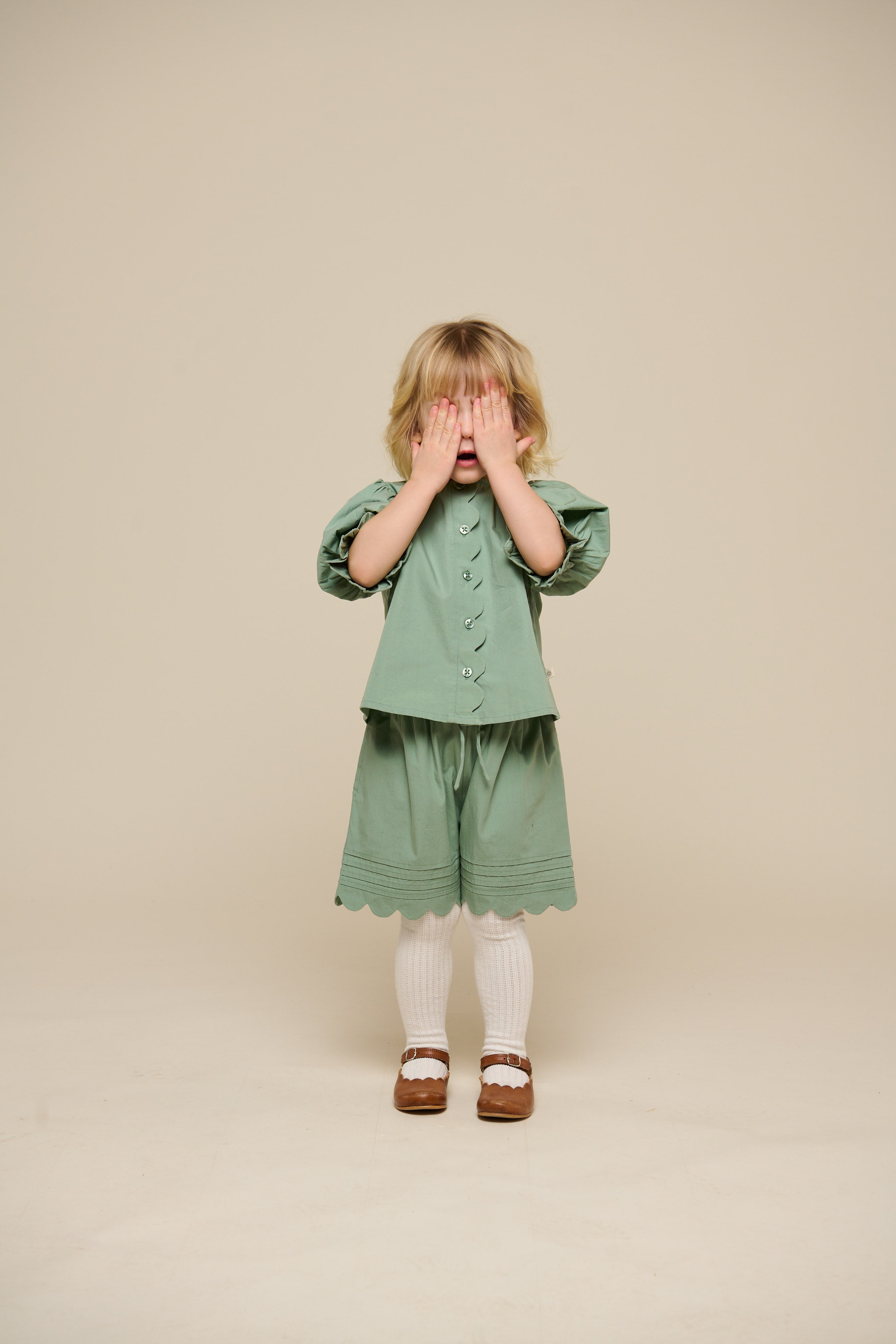Popelineshorts mit Muschelkante - Kids - Dusty Green | 101045 Joy