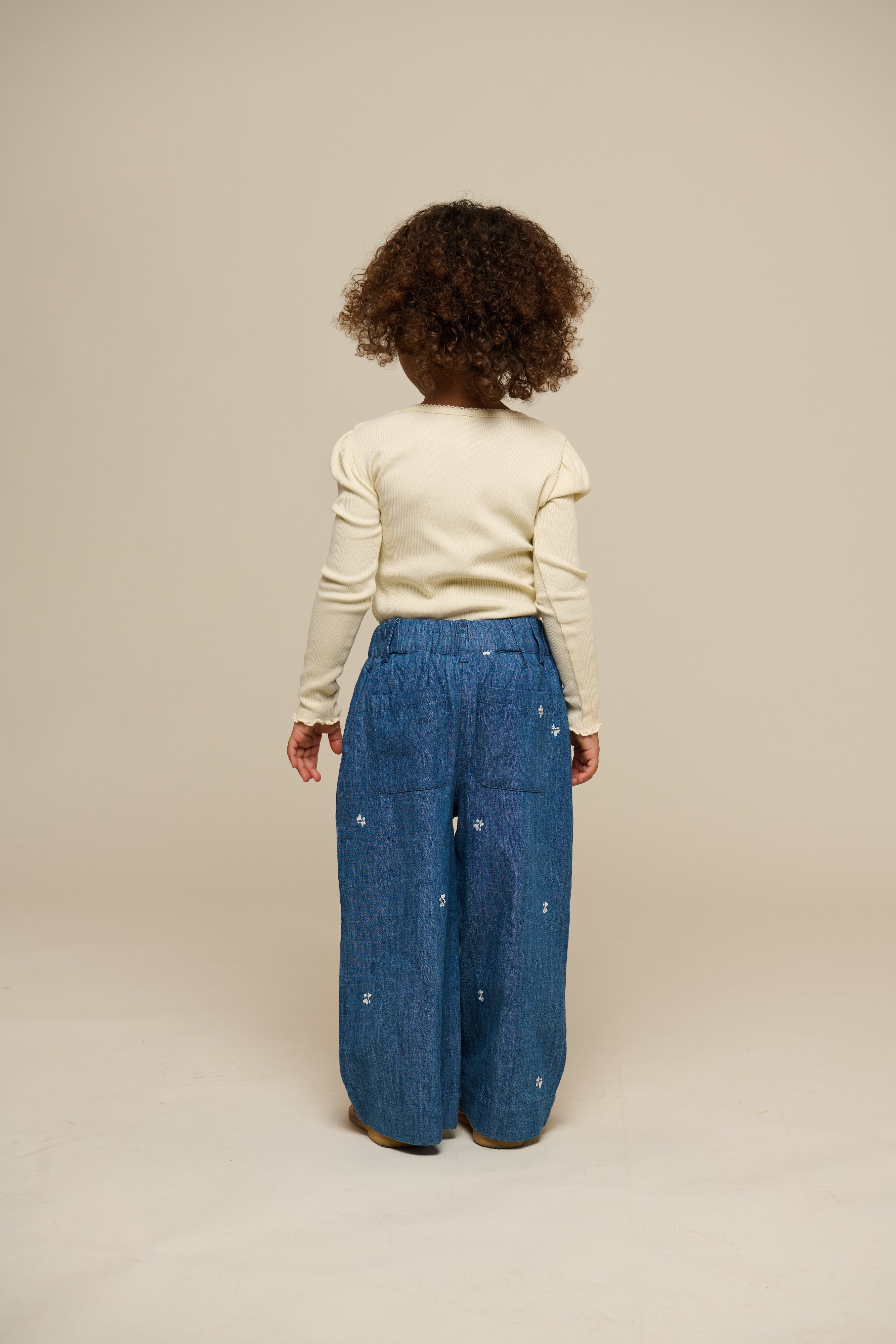 Langärmeliges T-Shirt aus Modalripp - Kids - OffWhite | 101312 Lottie