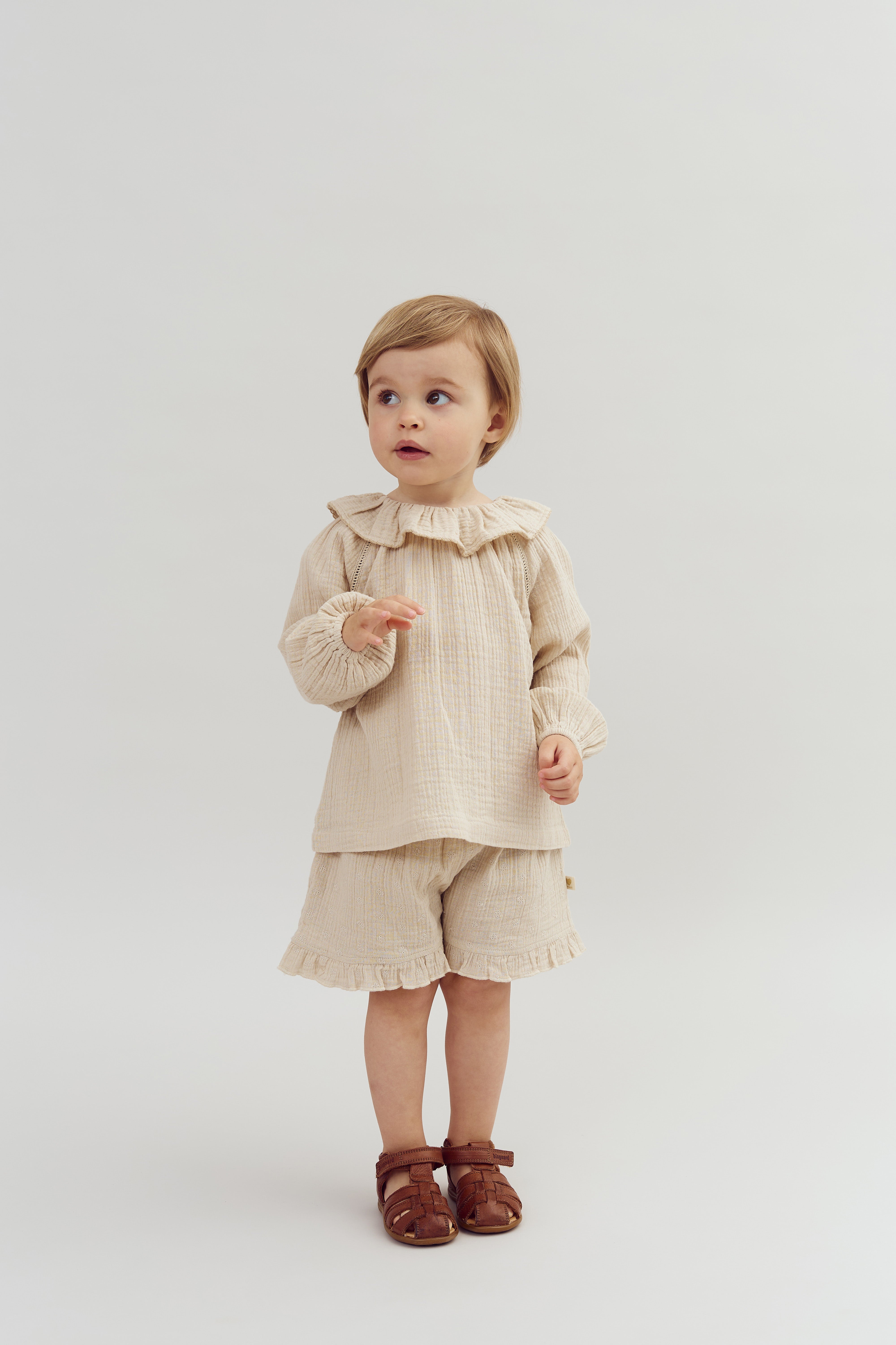Musselin Kragenbluse mit Knopfleiste - Light Beige | 100237 Ella