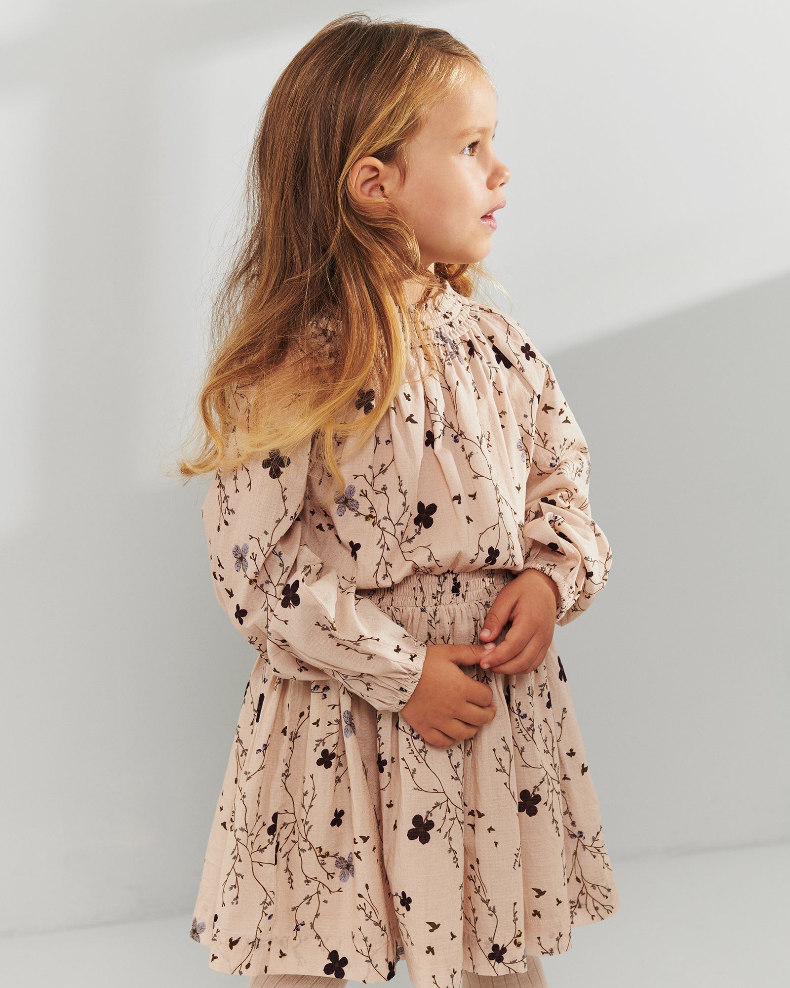 Kleid mit Smokingtaille und Blumendruck - Kids - Moonlight/Purple