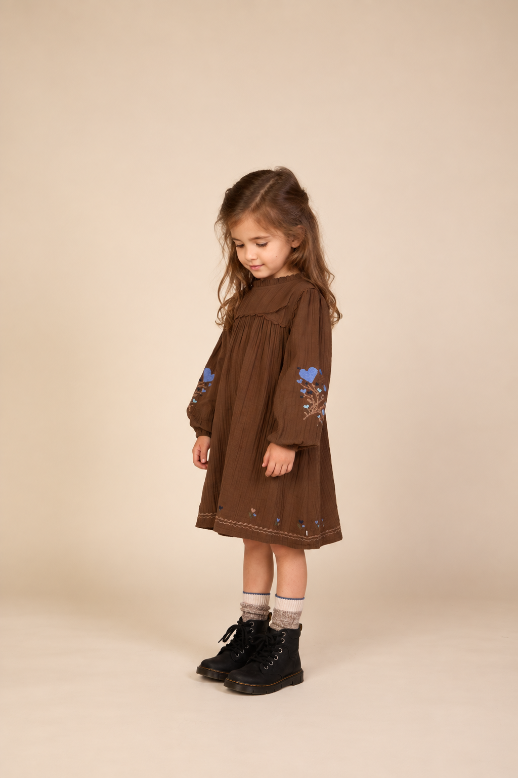 Musselinkleid mit Kreuzstichstickerei Kids - Brown | 101467 Laureen