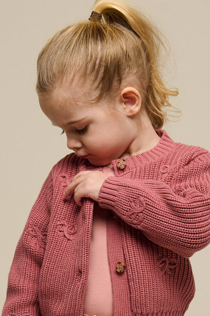 Baumwollstrickjacke mit Schleifen - Kids - Old Rose | 100792 Freya