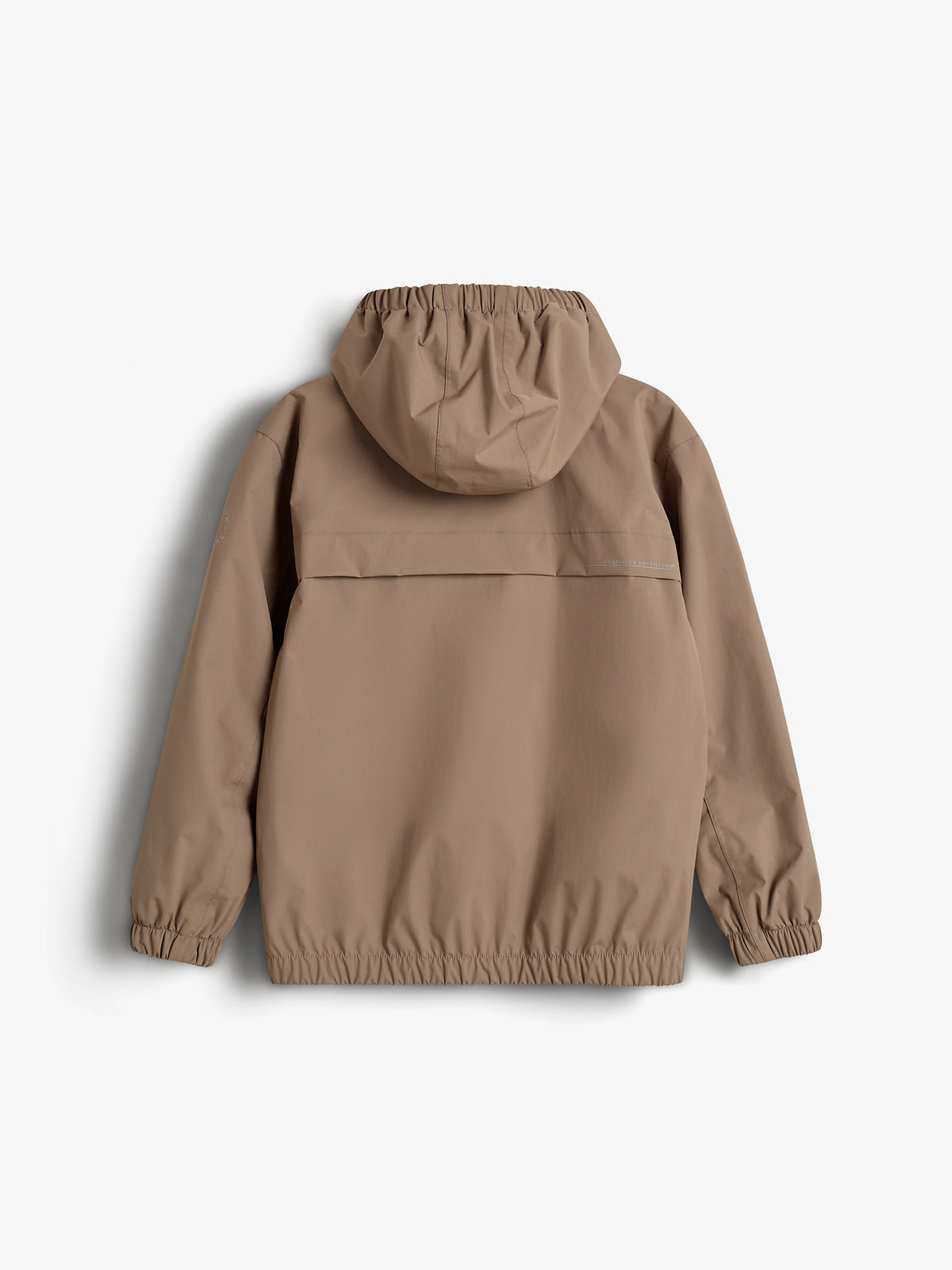 Eine beige Jacke mit Kapuze liegt flach auf weißem Hintergrund. Die Jacke zeigt elastische Bündchen an den Ärmeln und am Saum.