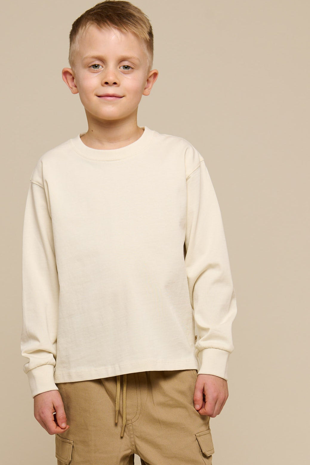 Übergroßes Heavyweight Langarm-T-Shirt - Tween - Off White | 100853 August