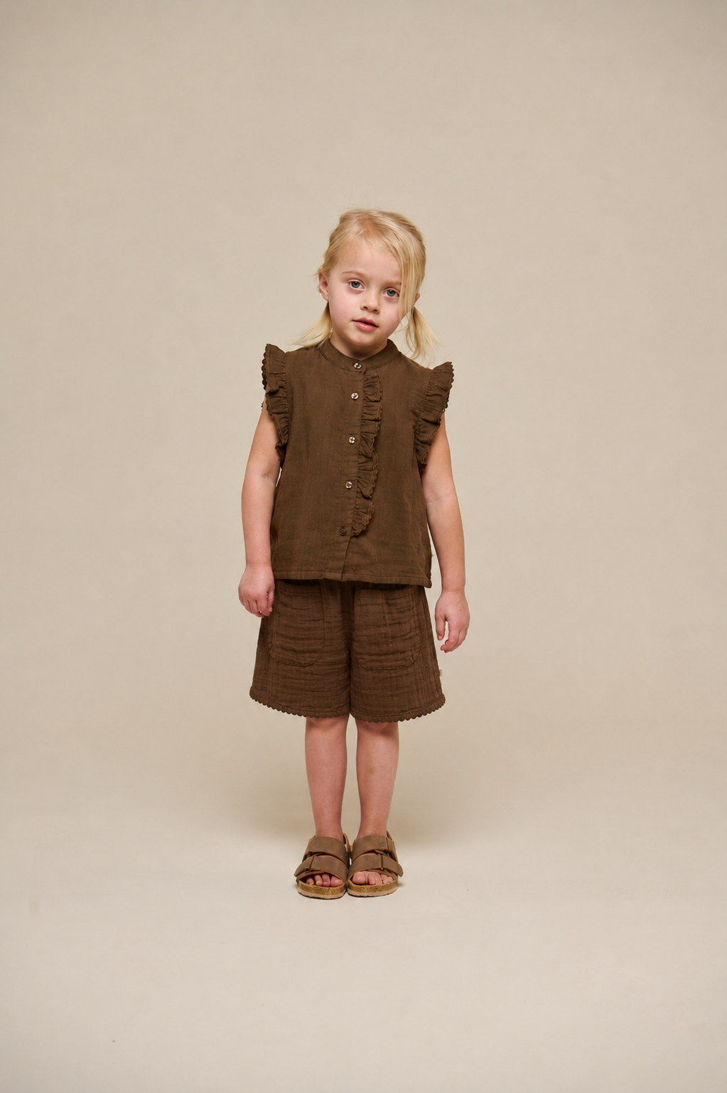 Gaze Shorts - Kids - Dark Brown | 100922 Jasmine