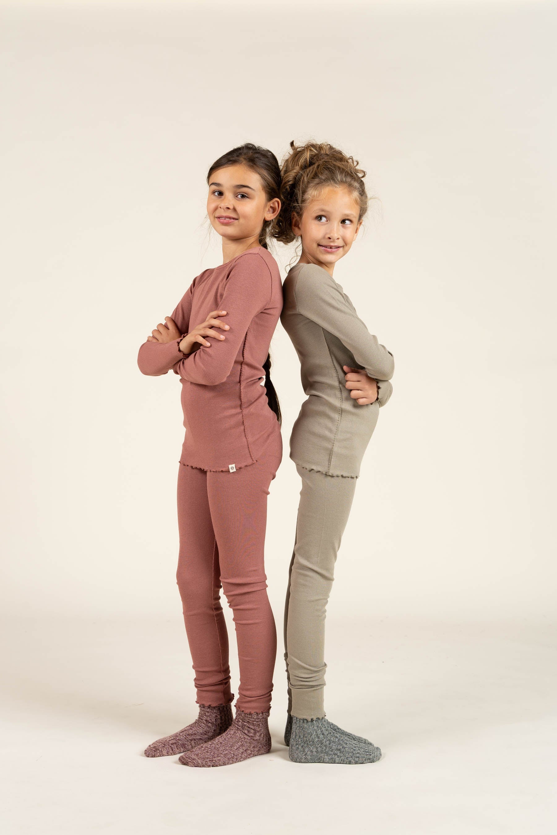Langärmeliges T-Shirt aus Modalripp mit Picot-Rand - Tween - Dusty Green | 100583 Mia