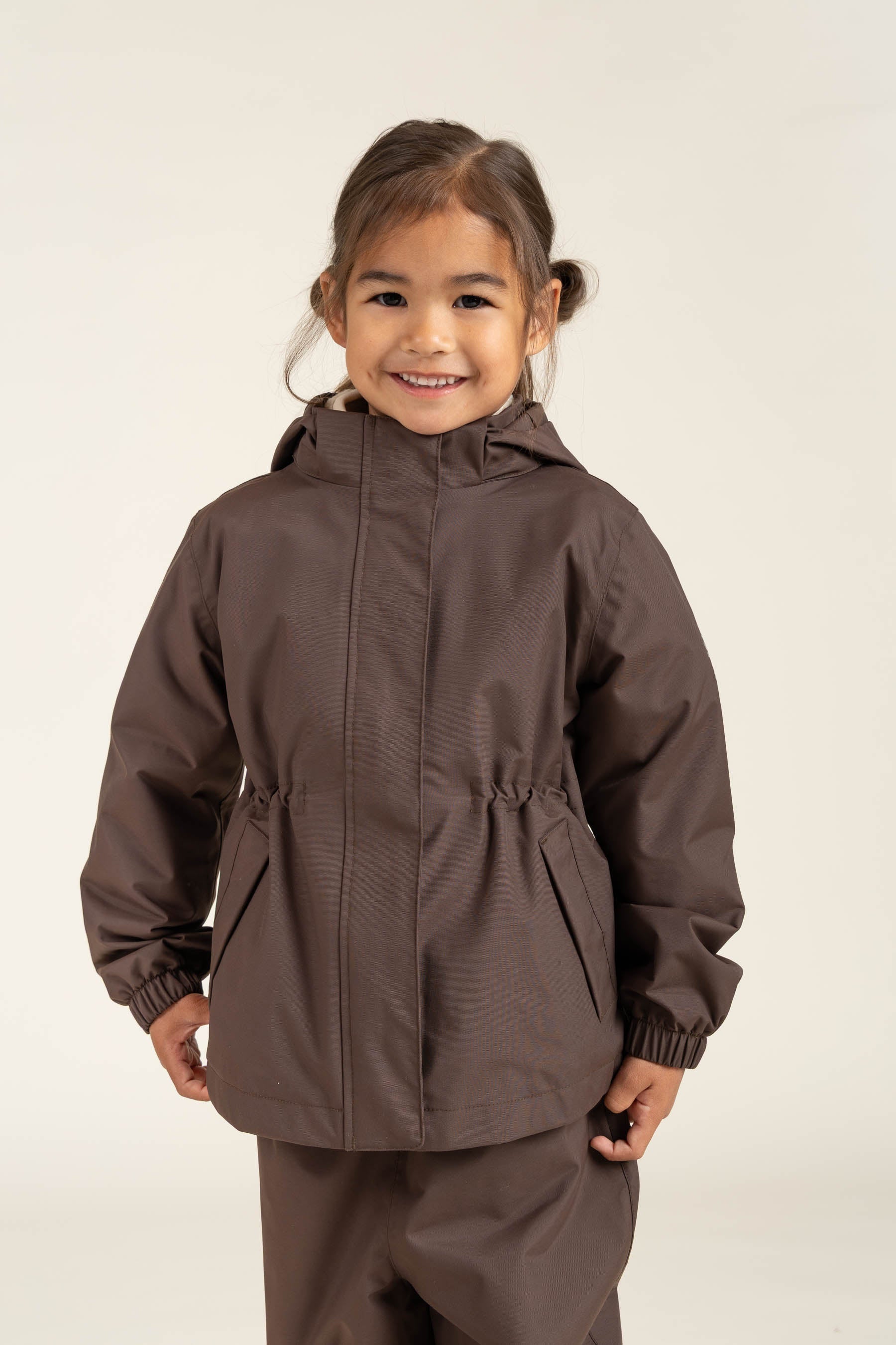 Shell Jacke mit Kordelzug - Kids - Chocolate | 100497 Lucy