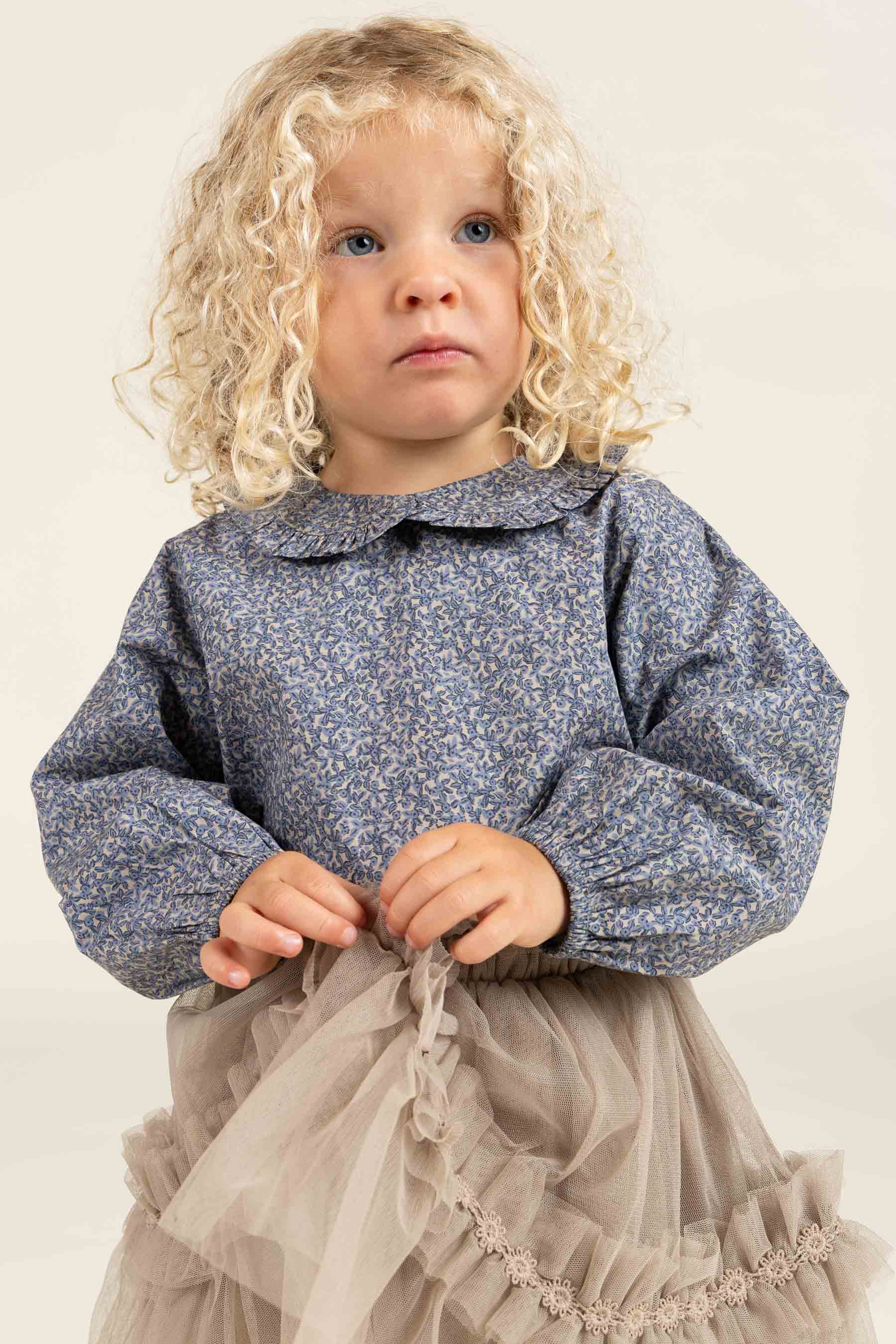 Bedruckte Popeline-Bluse mit Kragen aus Baumwolle - Kids - Blue | 100798 Allie