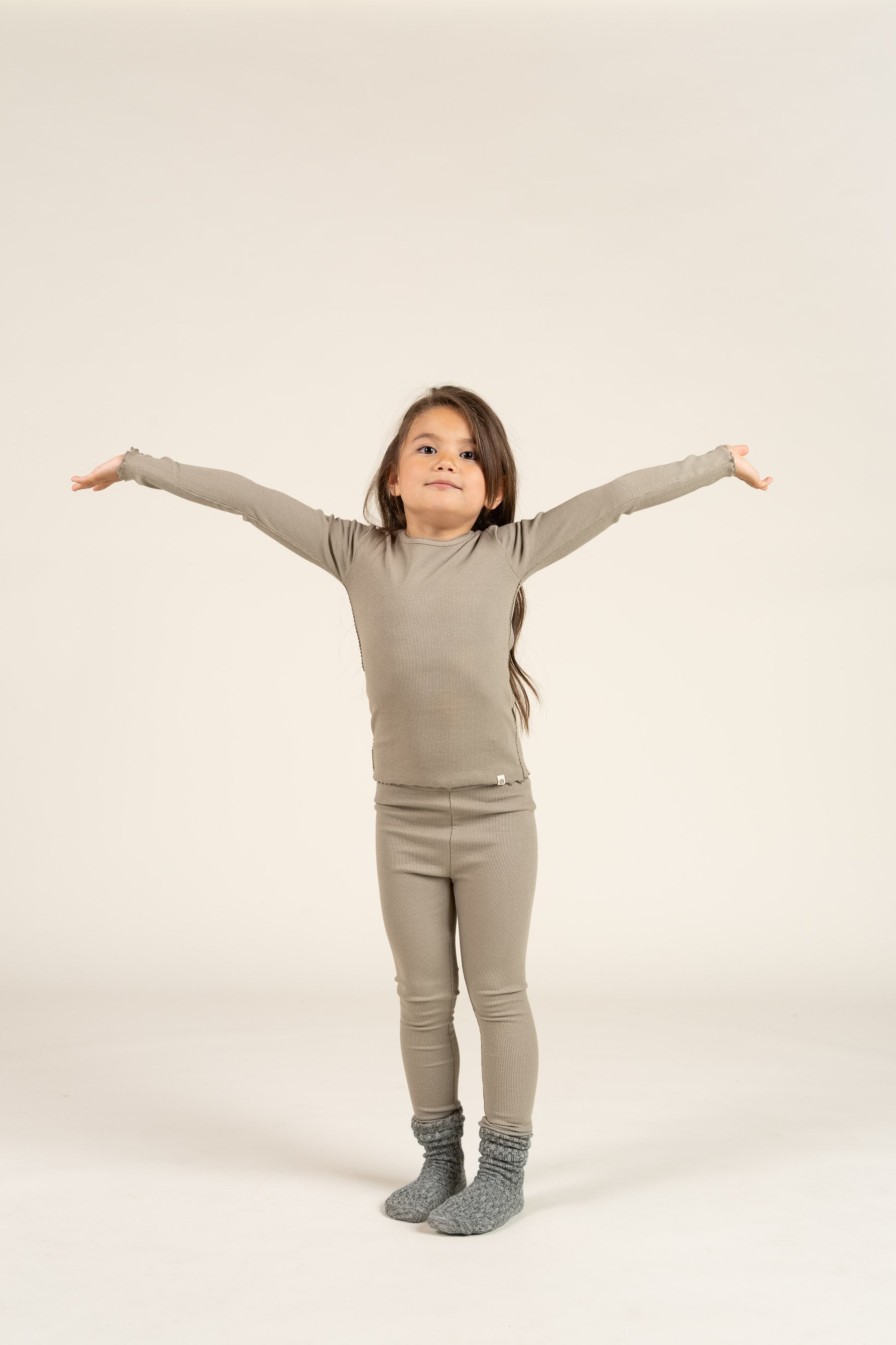 Langärmeliges T-Shirt aus Modalripp mit Picot-Rand - Kids - Dusty Green | 100582 Mia