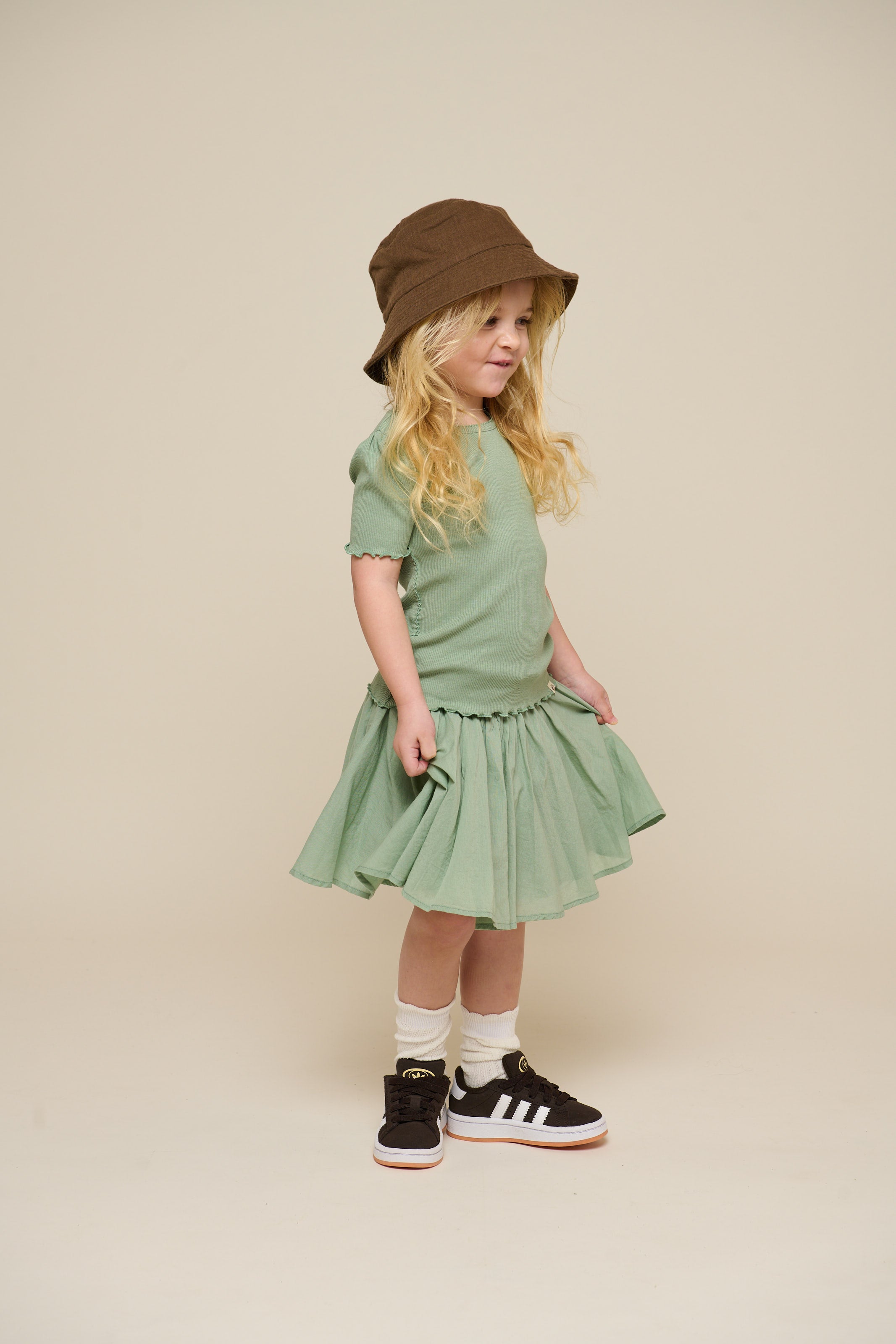Baumwollrock mit Zick Zack Rüsche - Kids - Dusty Green | 101038 Alma