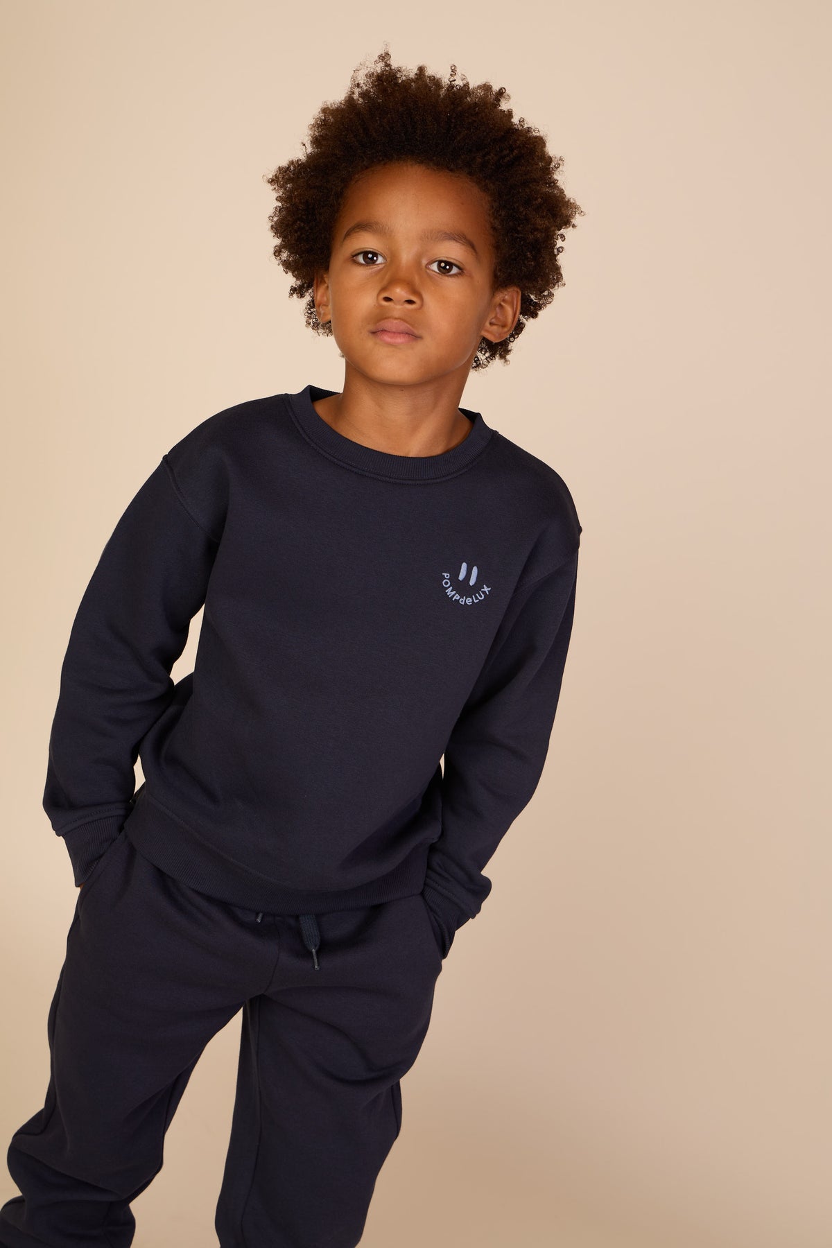 Rundhals-Sweatshirt mit Smiley-Stickerei Tween - Navy | 101574 Andrew