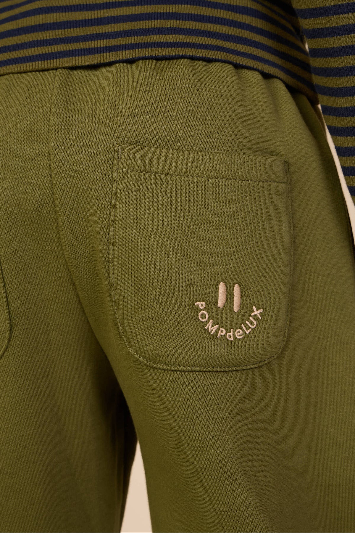 Jogginghose mit Smiley-Stickerei Kids - Moss Green | 101587 Andrew