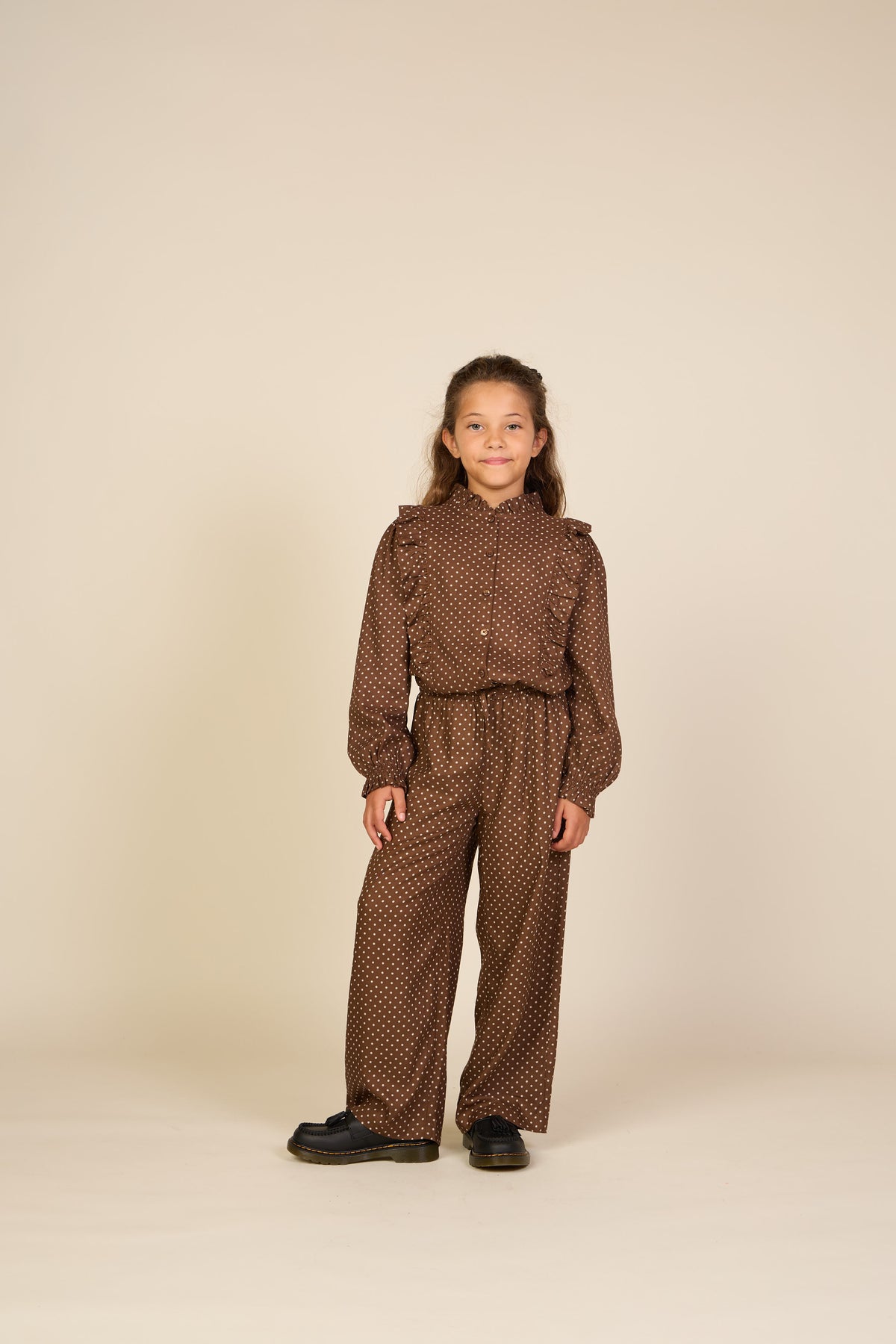 Gepunktete Viskosebluse mit Rüschen Tween - Brown/Offwhite | 101662 Feline