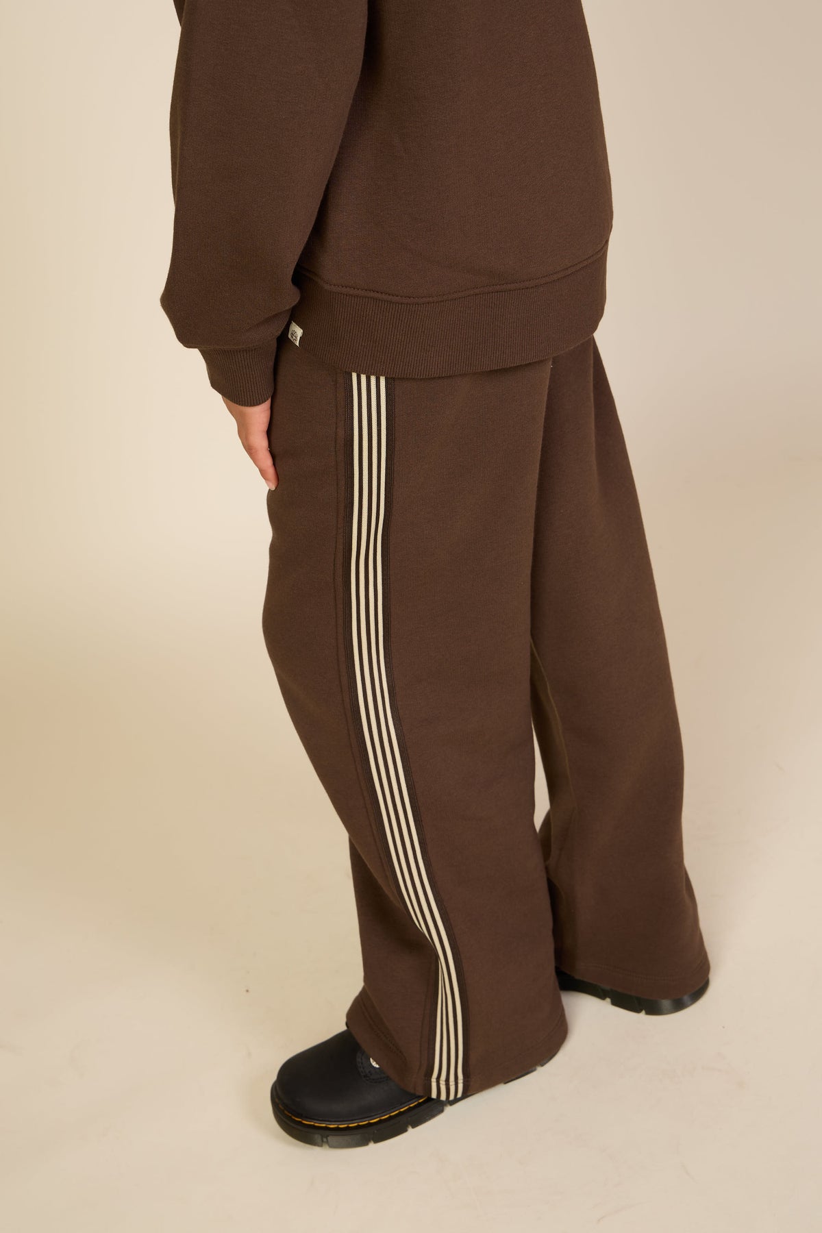 Jogginghose mit Seitenstreifen Tween - Dark Brown | 101631 Zoe