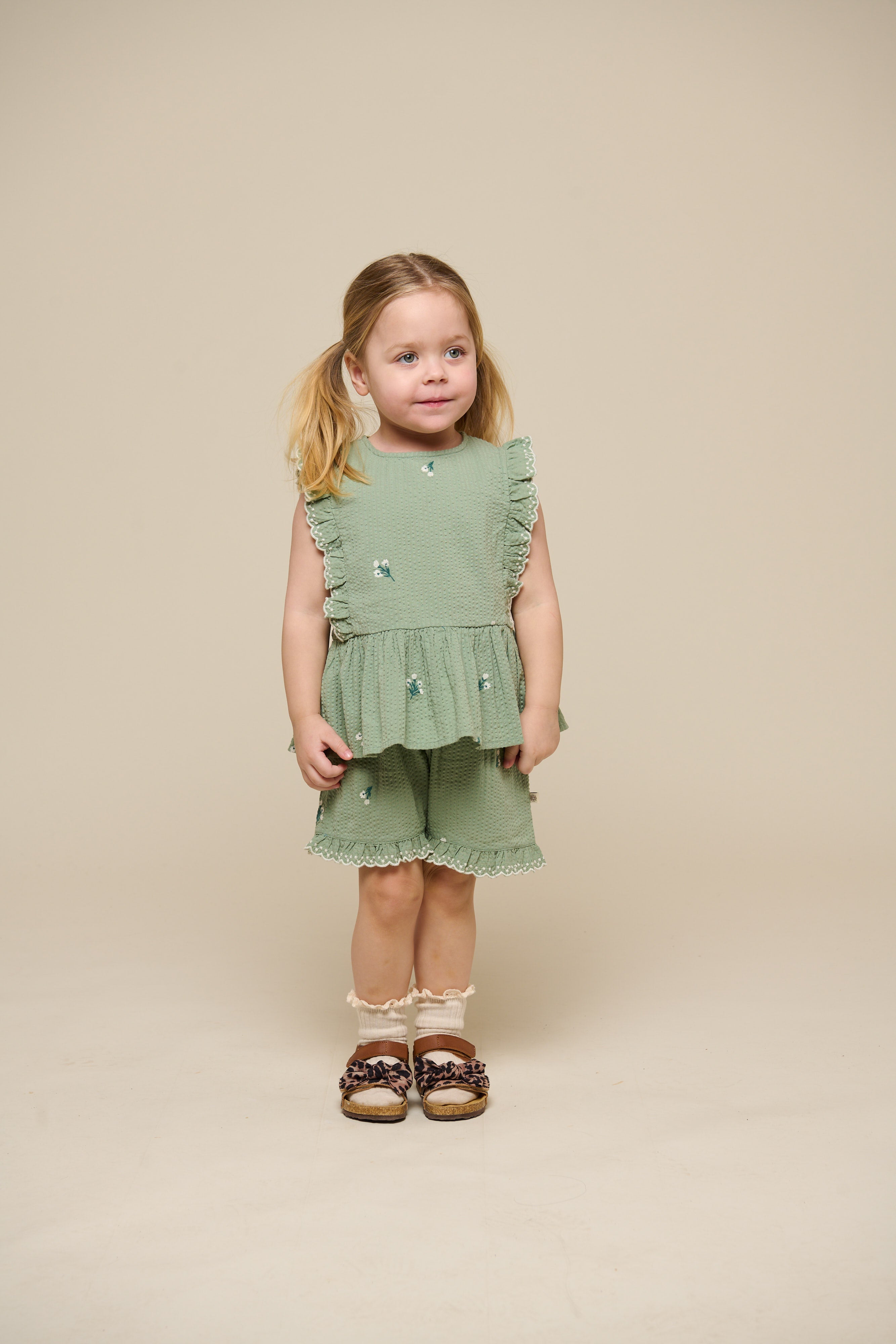 Bestickte Seersucker-Shorts - Kids - Dusty Green | 100984 Nora